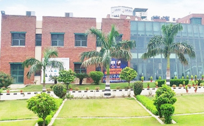 Noida-campus-banner-About-us-Page
